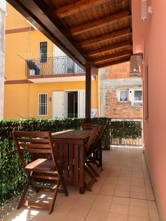 Holiday House In Lungomare Tysandros Giardini Naxos Exterior foto